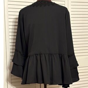 Roz & Ali Black Crochet Lace Trim Peplum Blouse Tiered Bell Sleeve Plus Size 2X